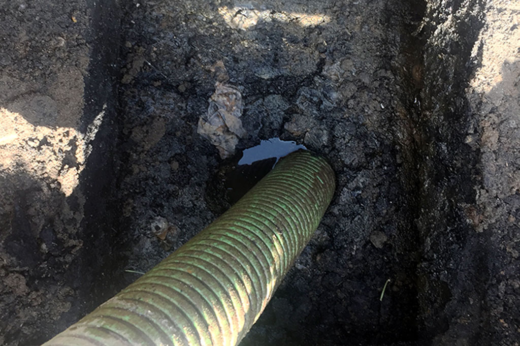 Cesspool photo | All Storm Drains Inc. | Vacuum Truck Service | Nassau & Suffolk County, Long Island, NY | Phone: 516.825.1010 Fax: 631.475.2898 | George@AllStormDrains.com